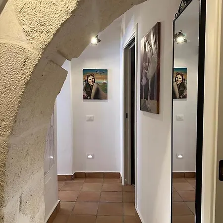 La Casa Di Rosa 1833 By Wonderful Italy * Syrakus